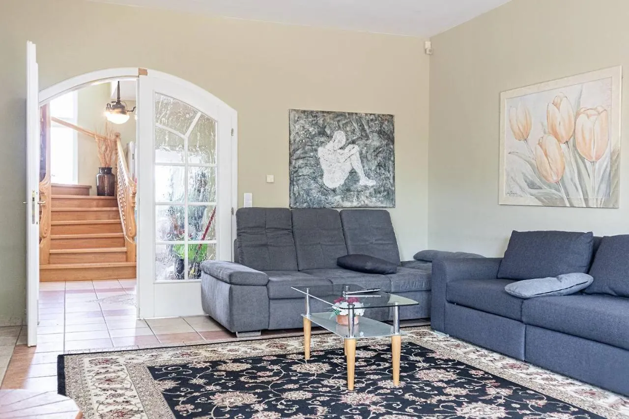 Triple Room In An Elegant House Gd ウィーン オーストリア