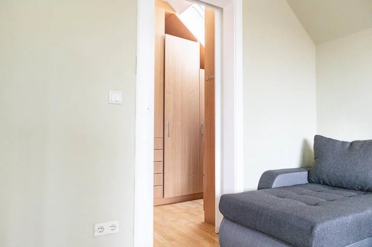 Gazde/Camere de închiriat Triple Room In An Elegant House Gd Viena